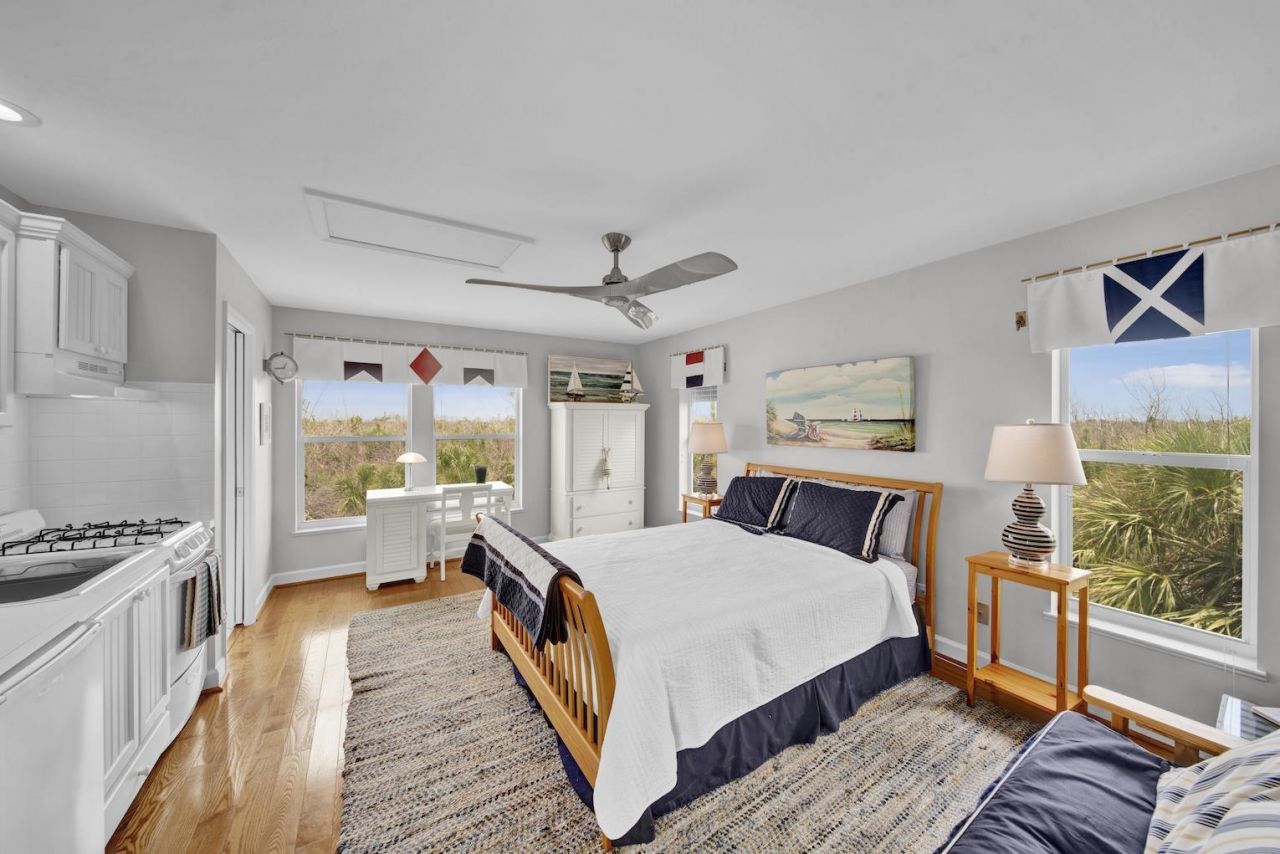 1828 Buckthorn Ln, Sanibel, FL 33957 Photo