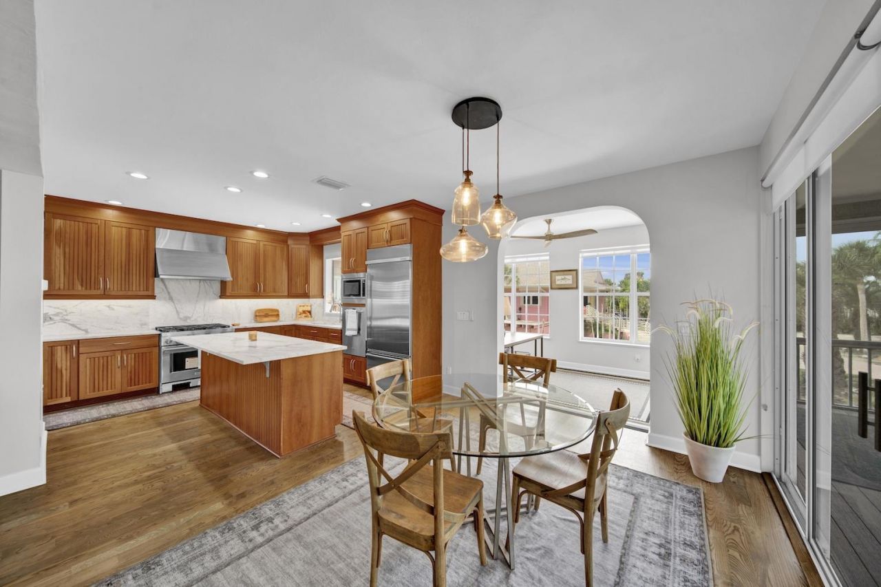 1828 Buckthorn Ln, Sanibel, FL 33957 Photo