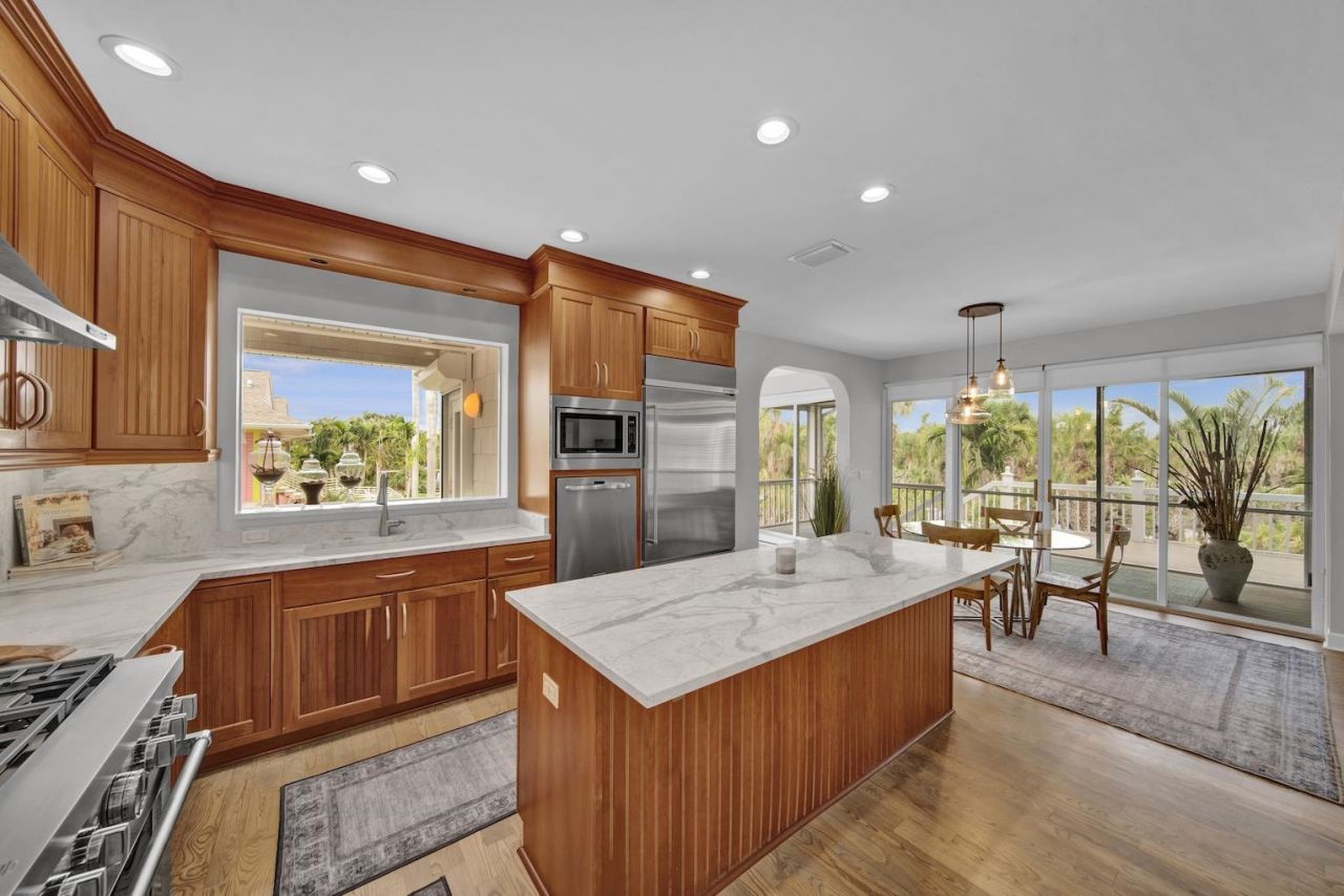 1828 Buckthorn Ln, Sanibel, FL 33957 Photo