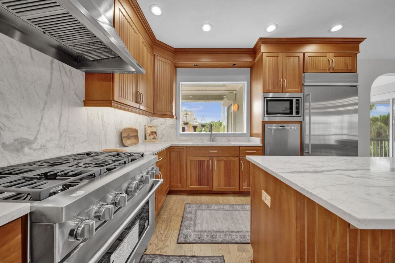 1828 Buckthorn Ln, Sanibel, FL 33957 Photo