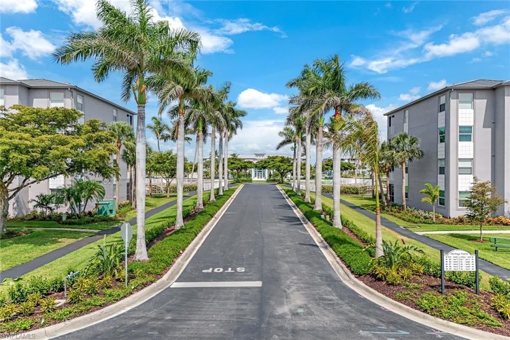 16575 Lake Circle Dr, Unit 1115, Fort Myers, FL 33908 Photo