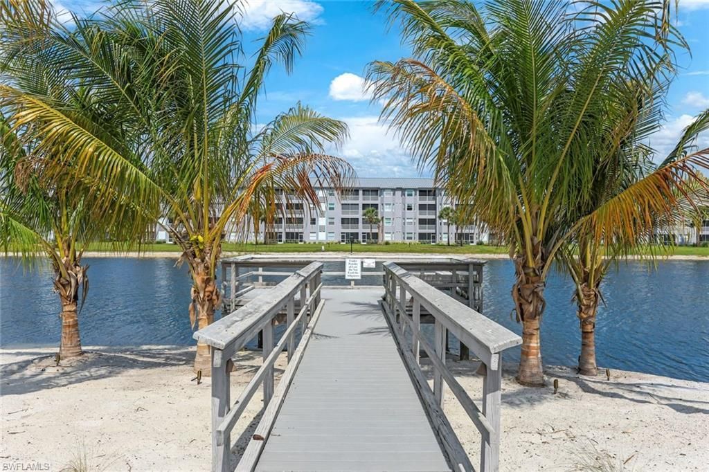 16575 Lake Circle Dr, Unit 1115, Fort Myers, FL 33908 Photo