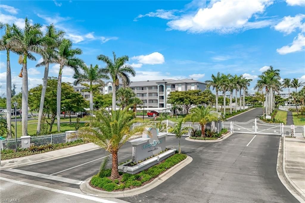 16575 Lake Circle Dr, Unit 1115, Fort Myers, FL 33908 Photo