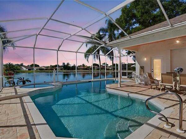 6687 Huntley LN S, NAPLES, FL 34104