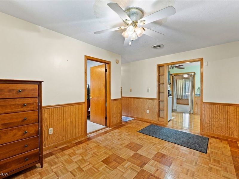 43 S Van Buren Avenue, Barberton, OH 44203 Photo 15