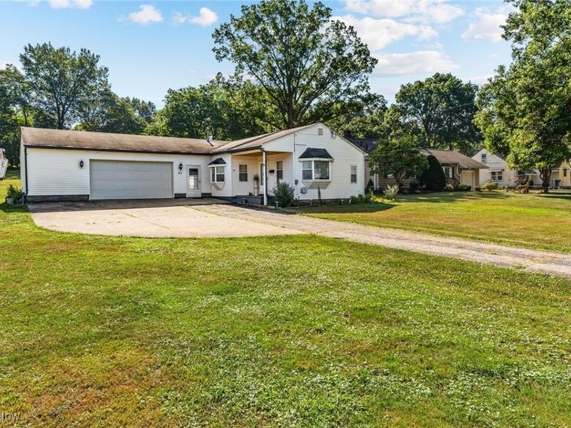 43 S Van Buren Avenue, Barberton, OH 44203 Photo 2