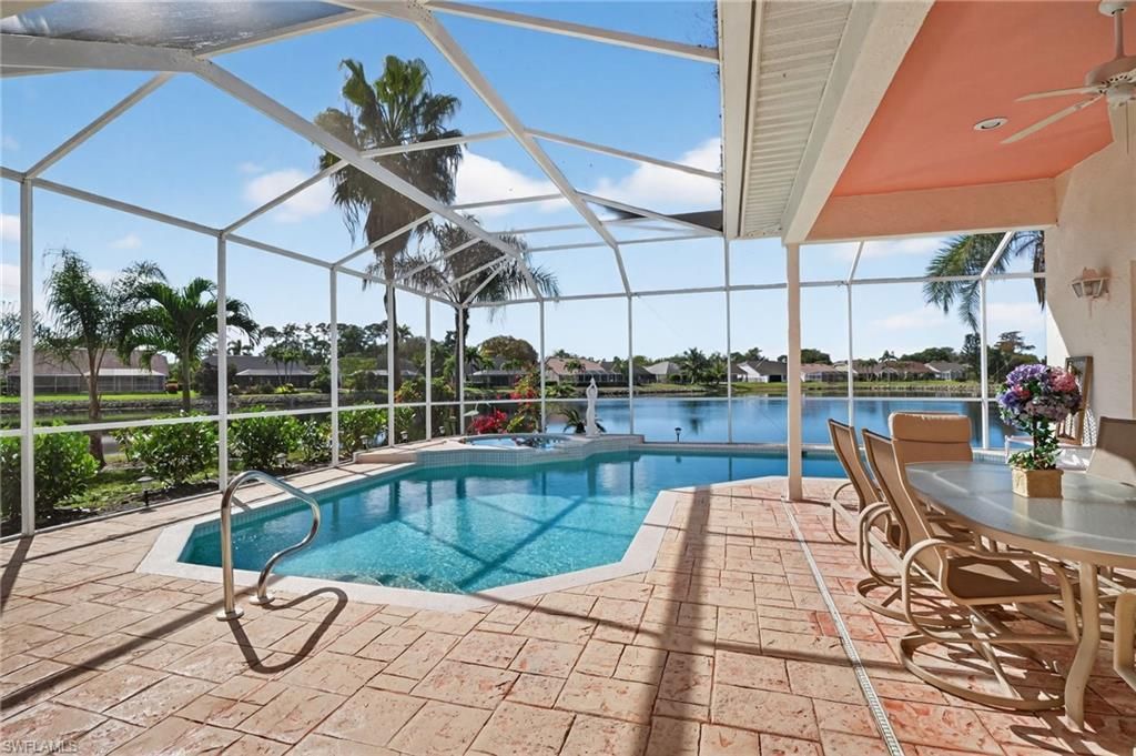 6687 Huntley Ln S, Naples, FL 34104 Photo