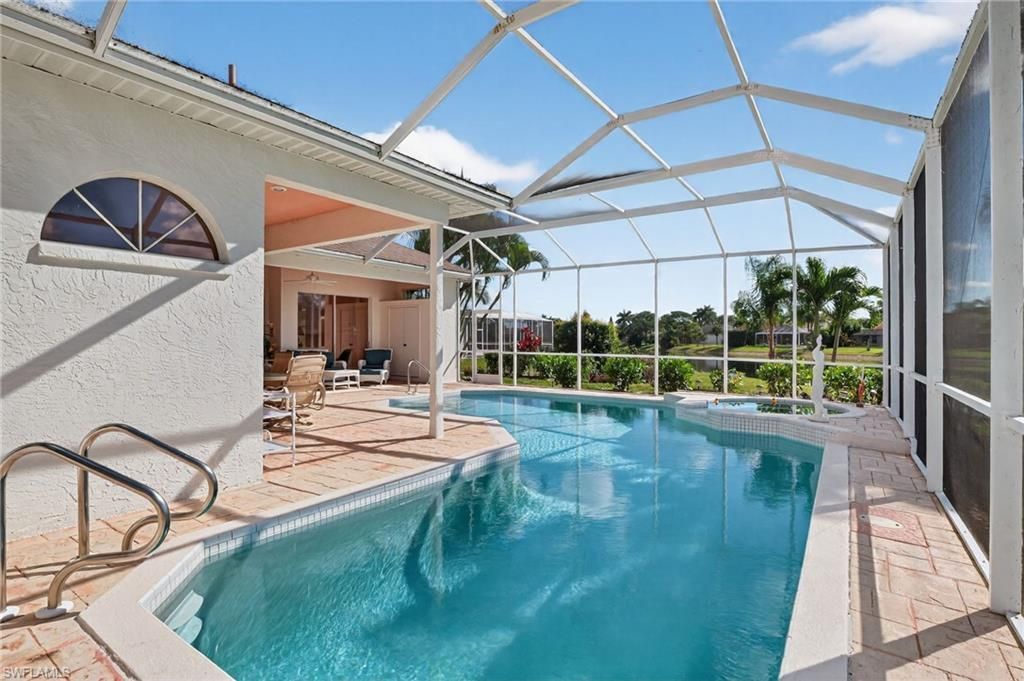 6687 Huntley Ln S, Naples, FL 34104 Photo