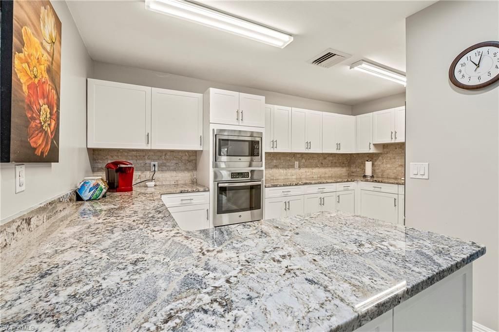 6687 Huntley Ln S, Naples, FL 34104 Photo