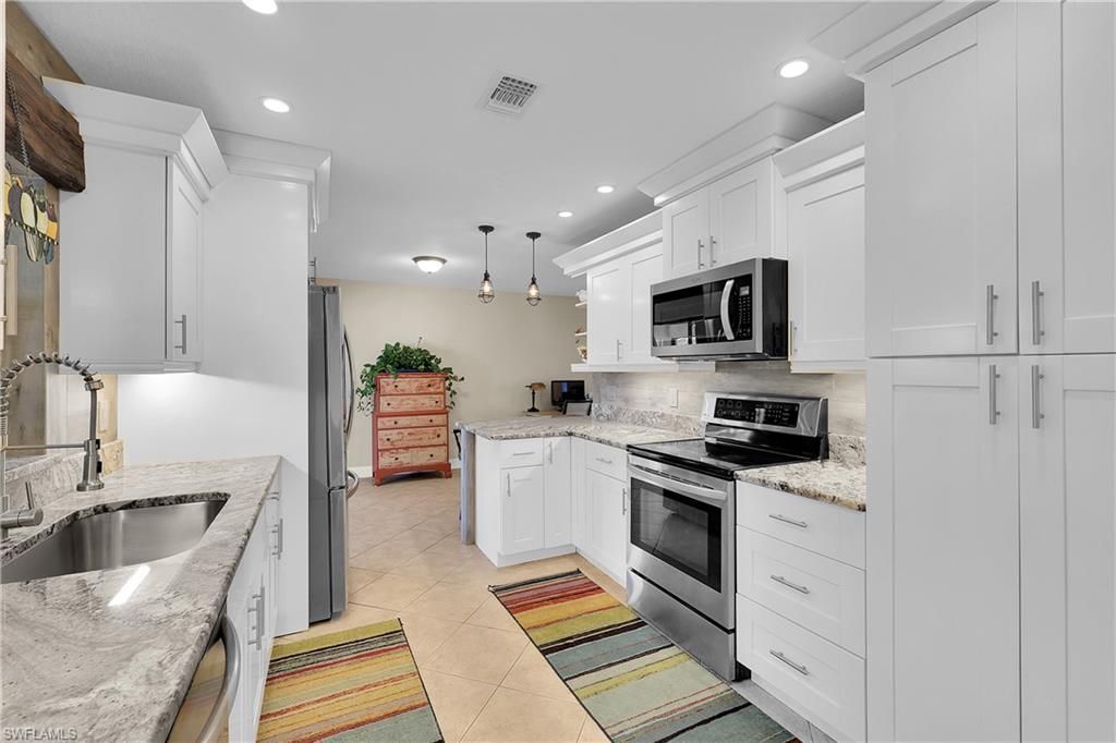 3609 SE 4th Ave, Cape Coral, FL 33904 Photo