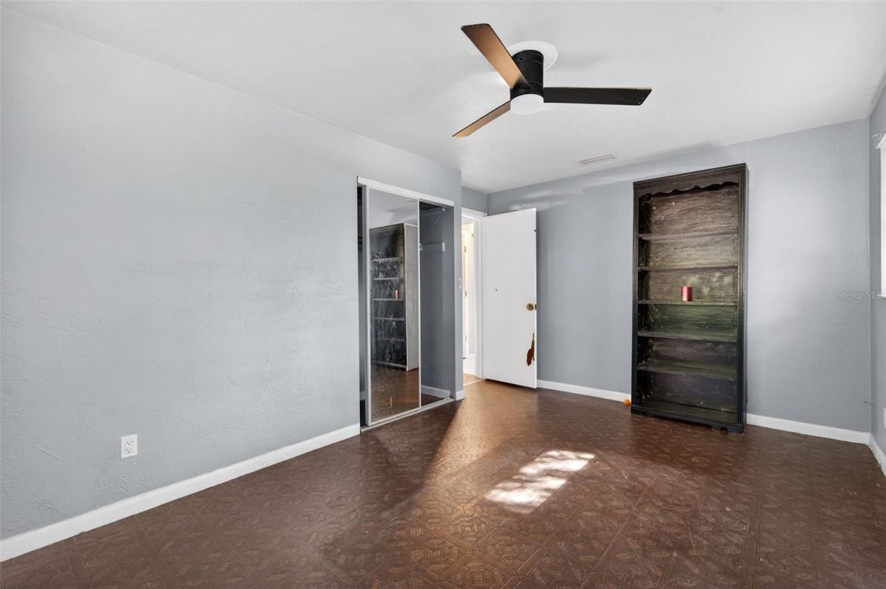 260 13th Street N, Saint Petersburg, FL 33705 Photo