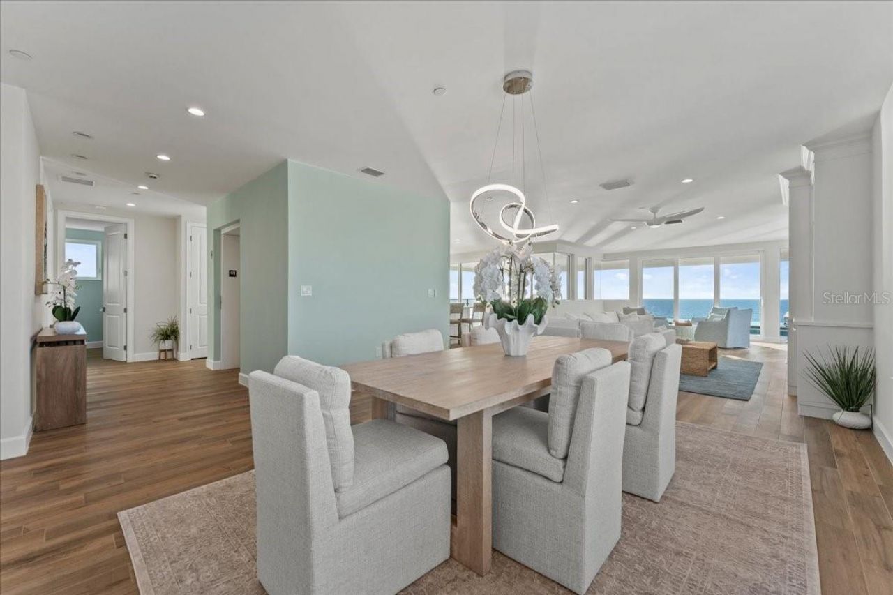 2708 N Beach Road, Unit 5, Englewood, FL 34223 Photo