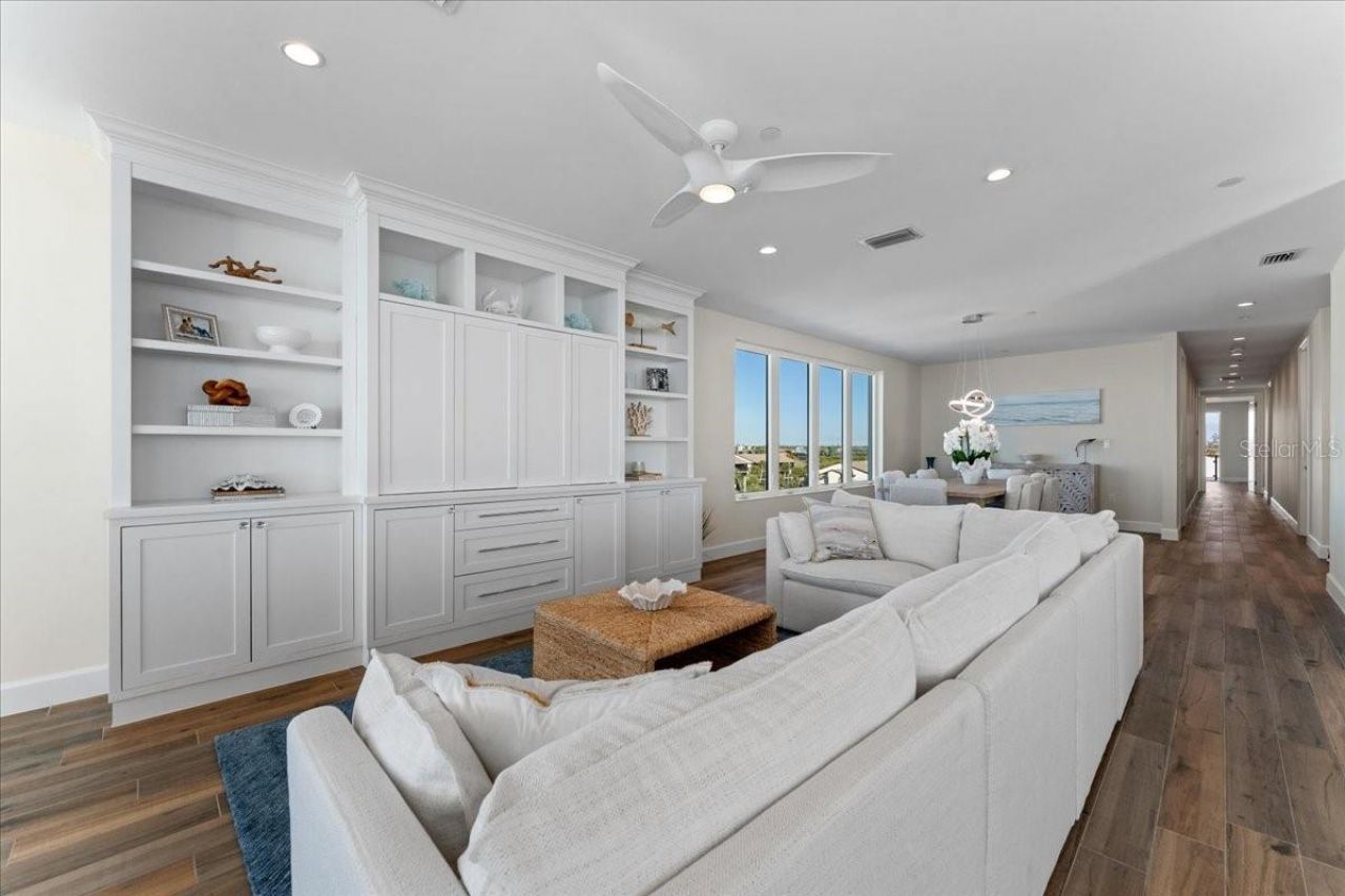 2708 N Beach Road, Unit 5, Englewood, FL 34223 Photo