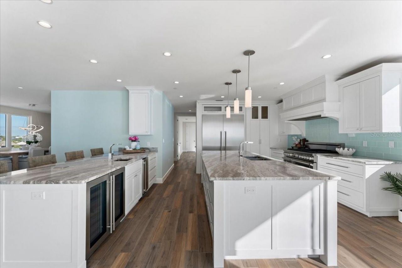 2708 N Beach Road, Unit 5, Englewood, FL 34223 Photo