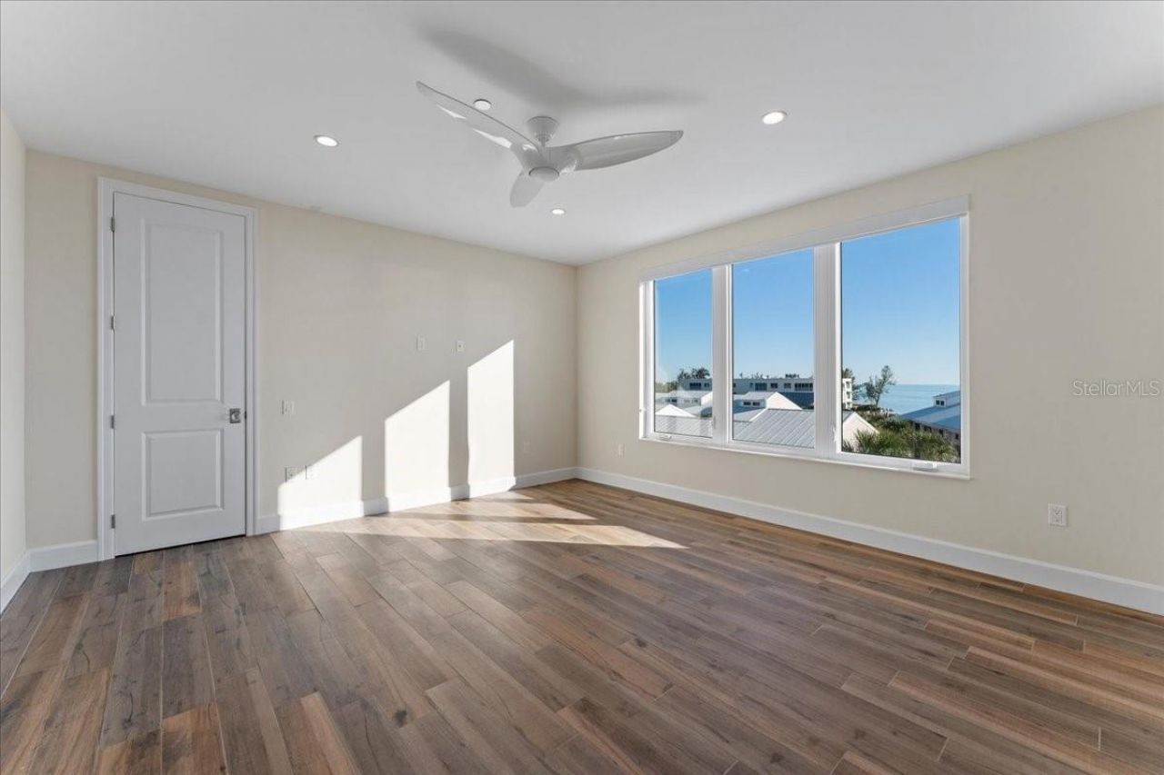 2708 N Beach Road, Unit 5, Englewood, FL 34223 Photo