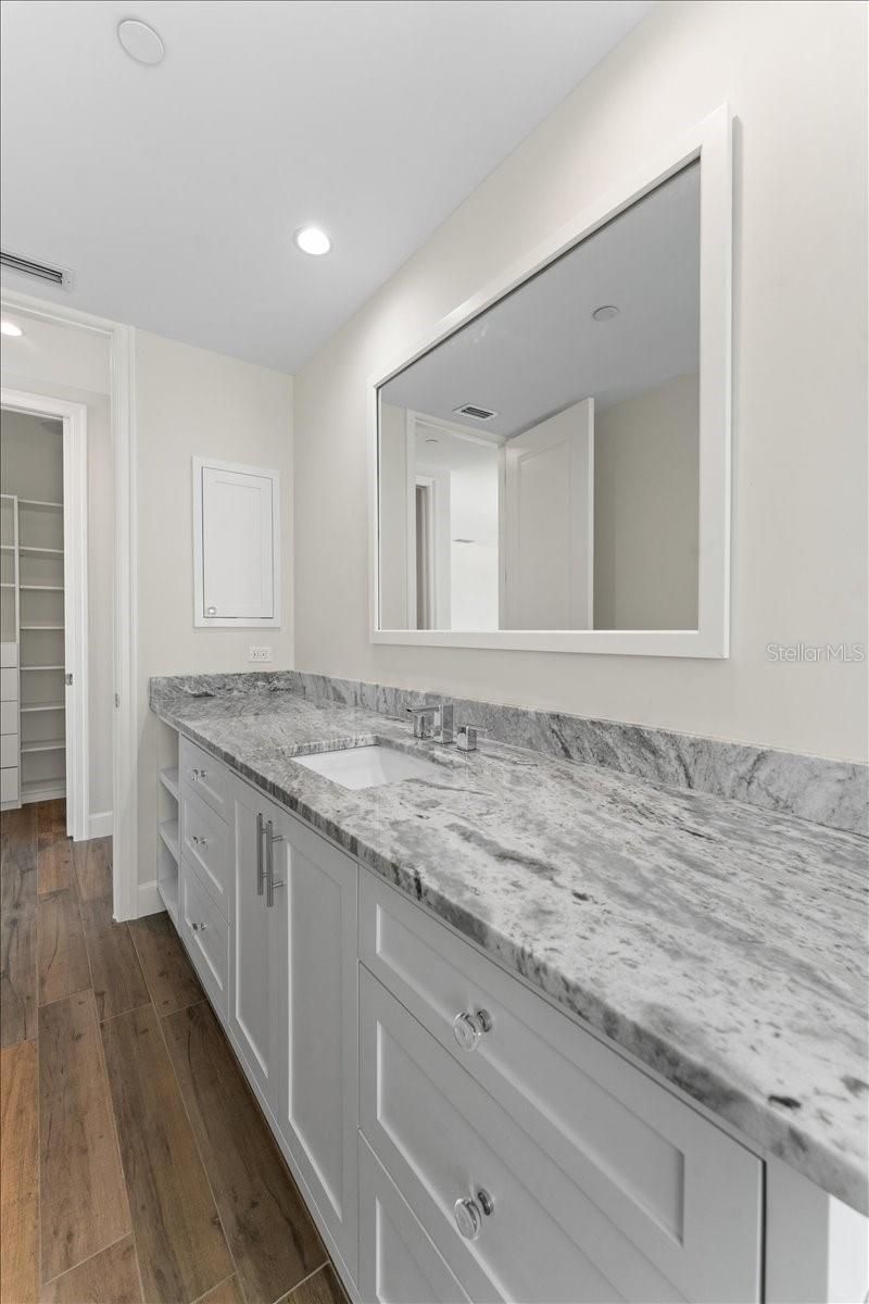 2708 N Beach Road, Unit 5, Englewood, FL 34223 Photo