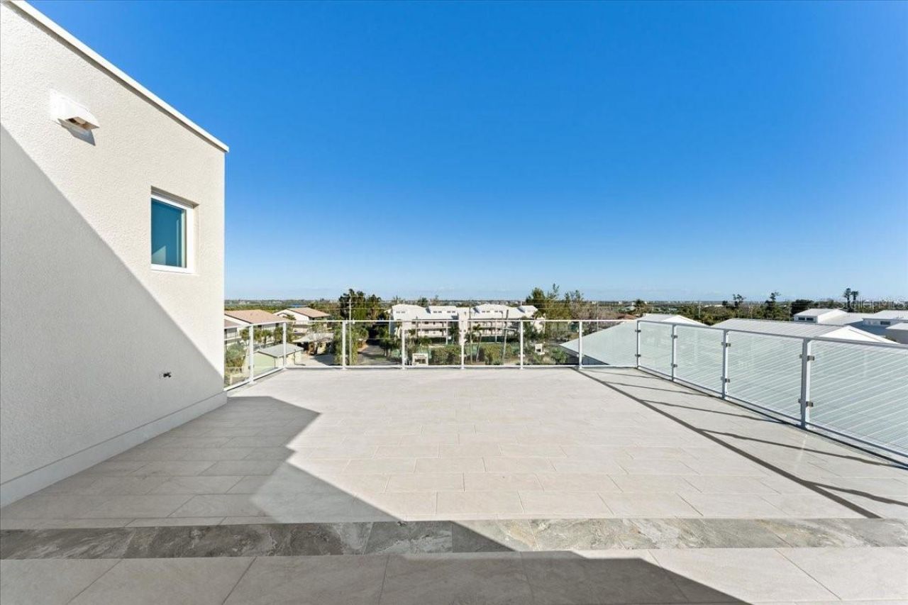 2708 N Beach Road, Unit 5, Englewood, FL 34223 Photo