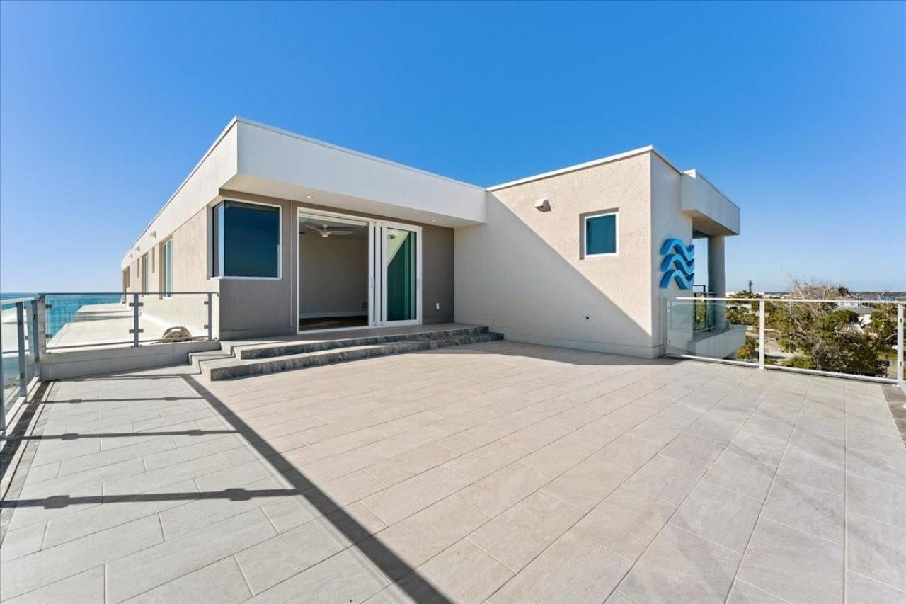 2708 N Beach Road, Unit 5, Englewood, FL 34223 Photo