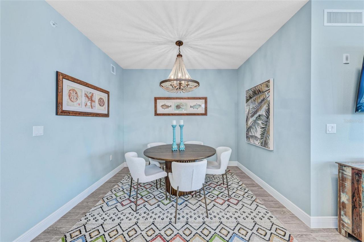 383 Aruba Circle, Unit 203, Bradenton, FL 34209 Photo