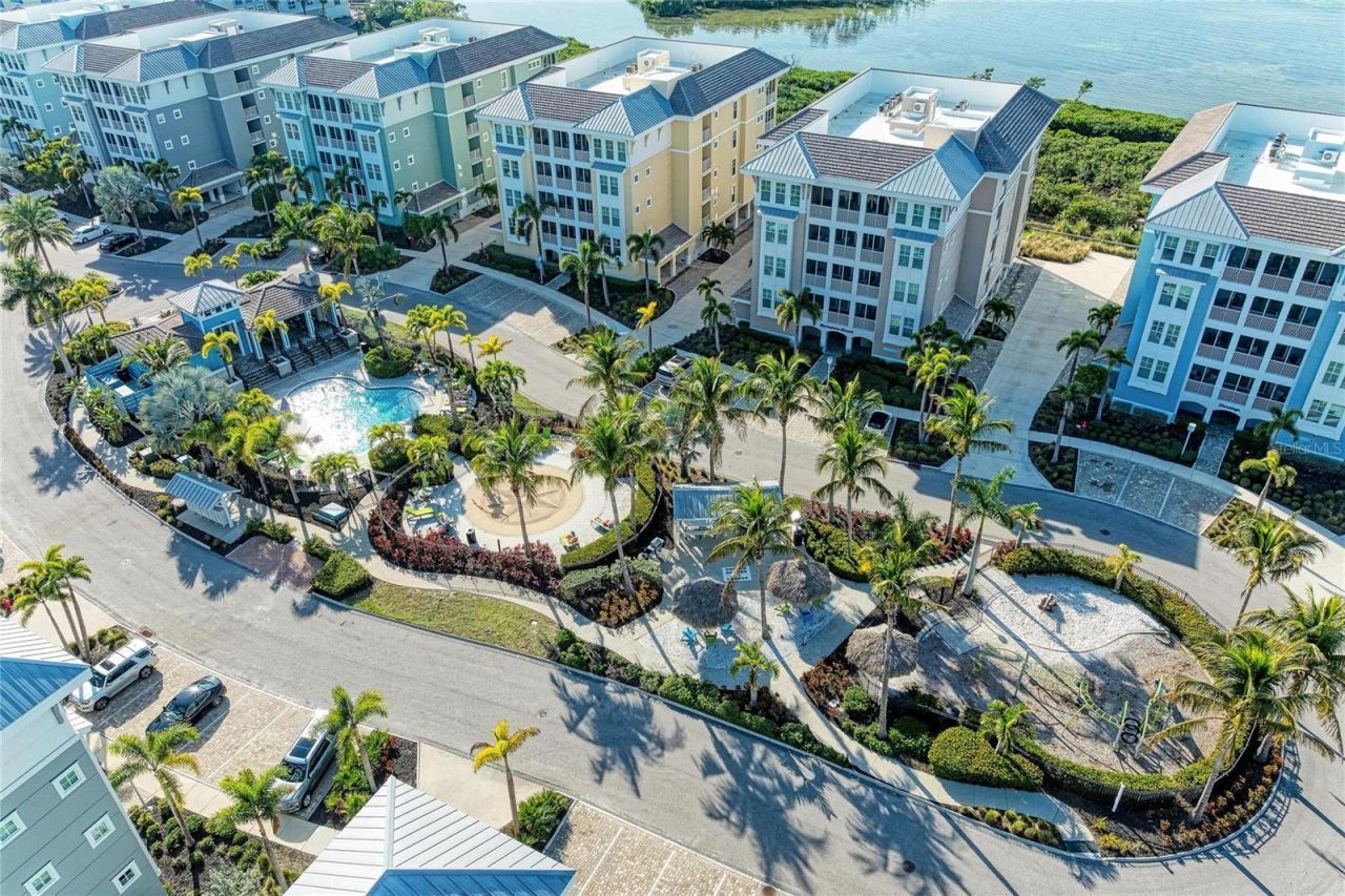 383 Aruba Circle, Unit 203, Bradenton, FL 34209 Photo