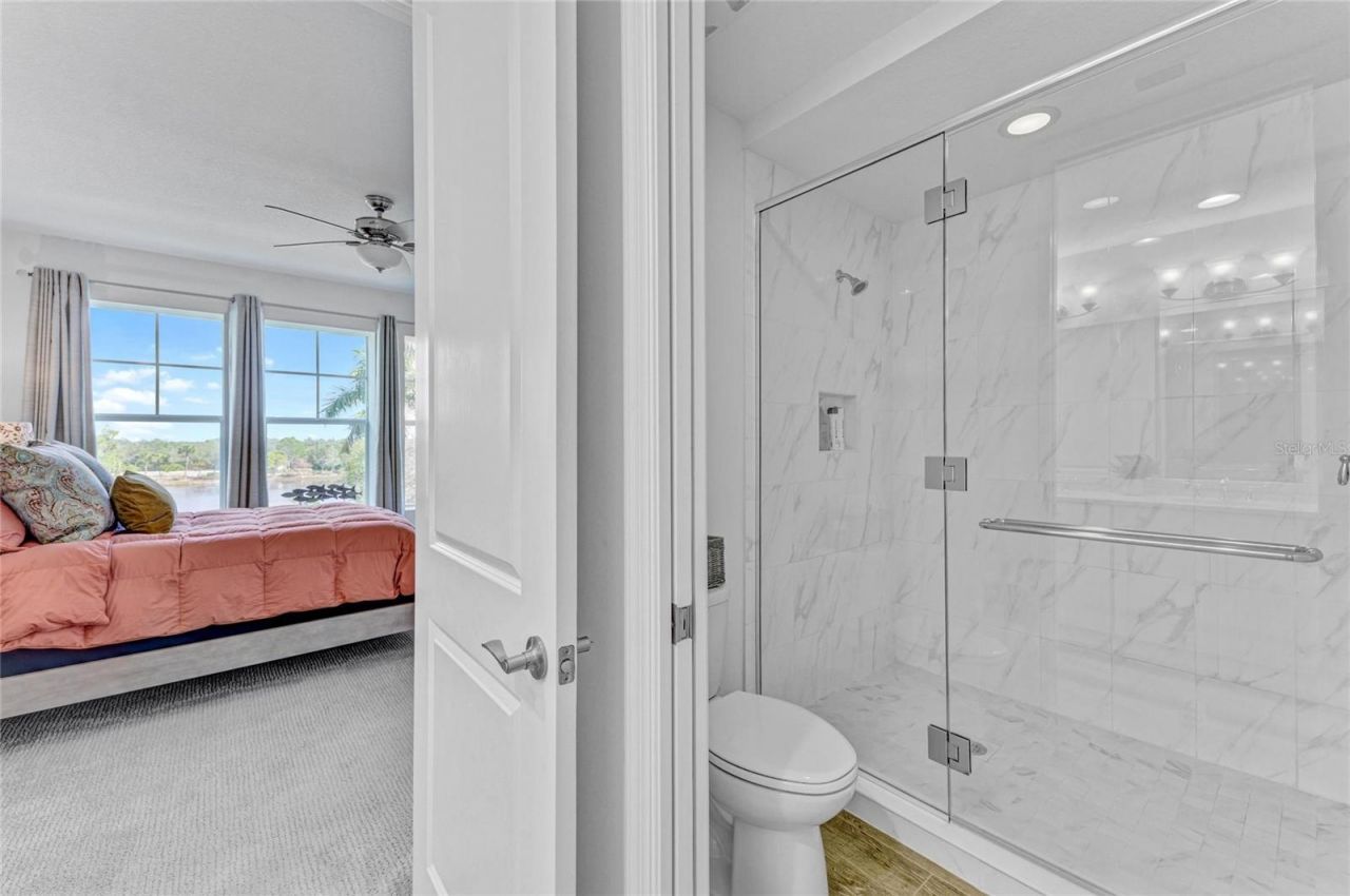 383 Aruba Circle, Unit 203, Bradenton, FL 34209 Photo