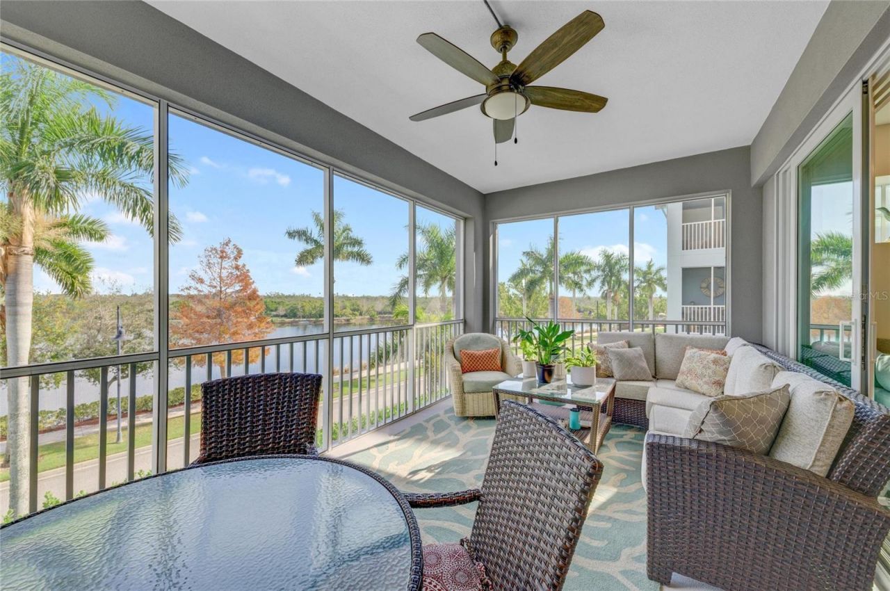383 Aruba Circle, Unit 203, Bradenton, FL 34209 Photo