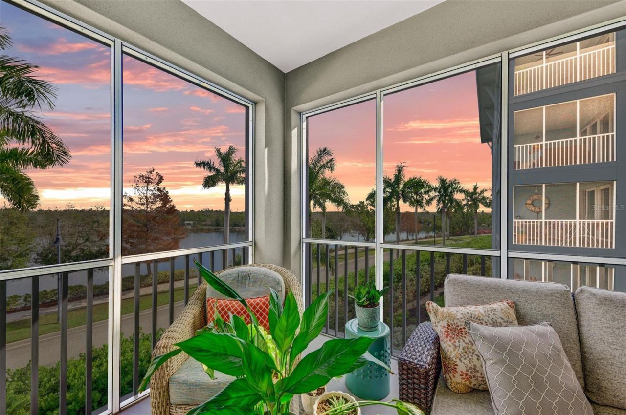 383 Aruba Circle, Unit 203, Bradenton, FL 34209 Photo