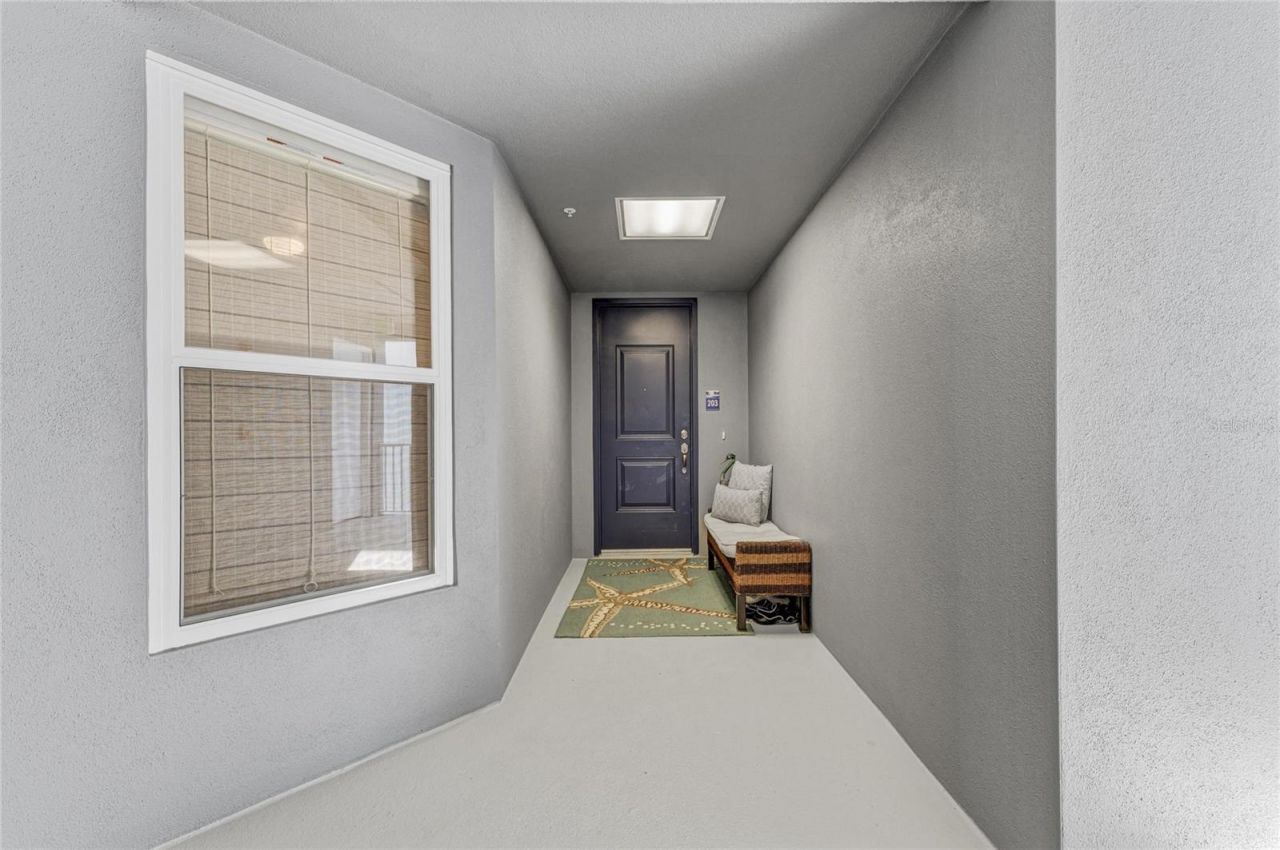 383 Aruba Circle, Unit 203, Bradenton, FL 34209 Photo