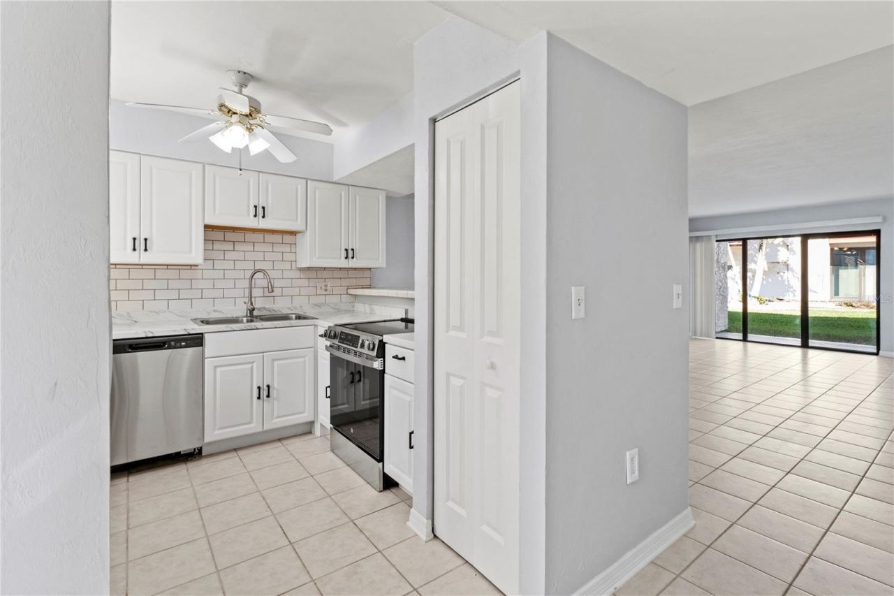 1801 Gulf Drive N, Unit 160, Bradenton Beach, FL 34217 Photo