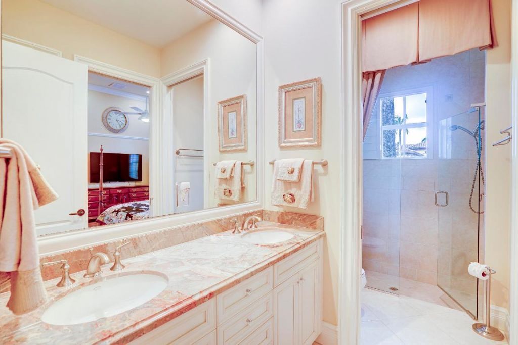 231 SE Bella Strano, Port Saint Lucie, FL 34984 Photo