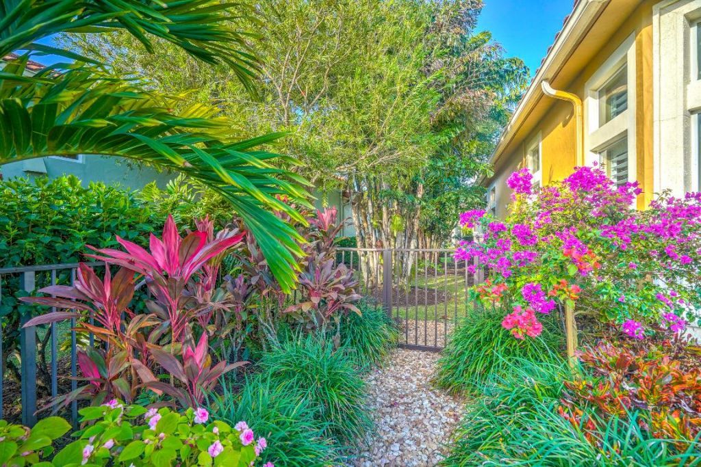 231 SE Bella Strano, Port Saint Lucie, FL 34984 Photo