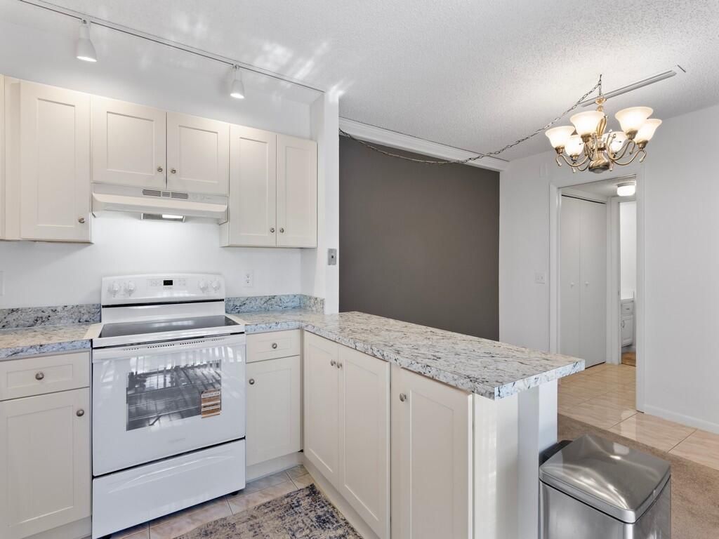 1458 N Lawnwood Circle, Unit 24b, Fort Pierce, FL 34950 Photo