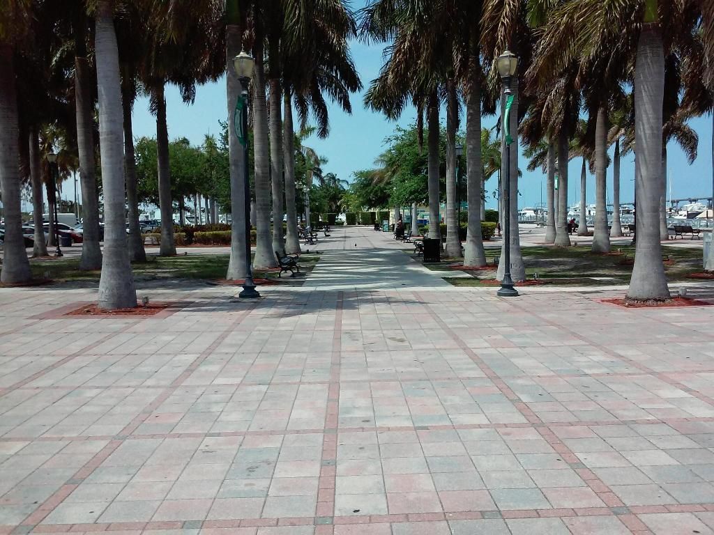 1458 N Lawnwood Circle, Unit 24b, Fort Pierce, FL 34950 Photo