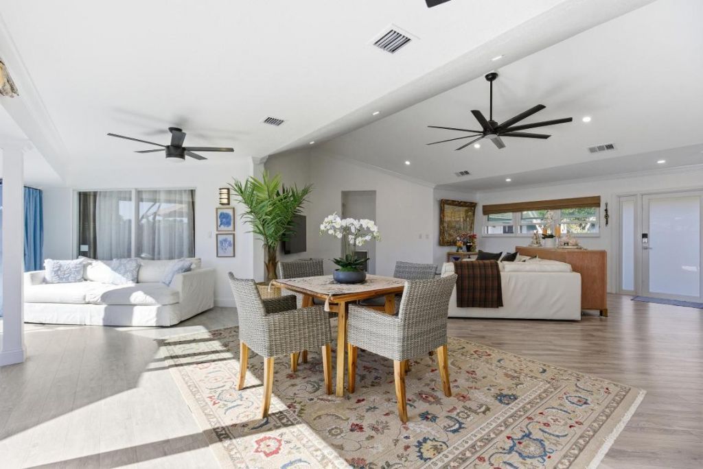 1127 E Seminole Avenue, Unit 24b, Jupiter, FL 33477 Photo