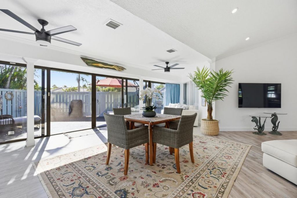 1127 E Seminole Avenue, Unit 24b, Jupiter, FL 33477 Photo