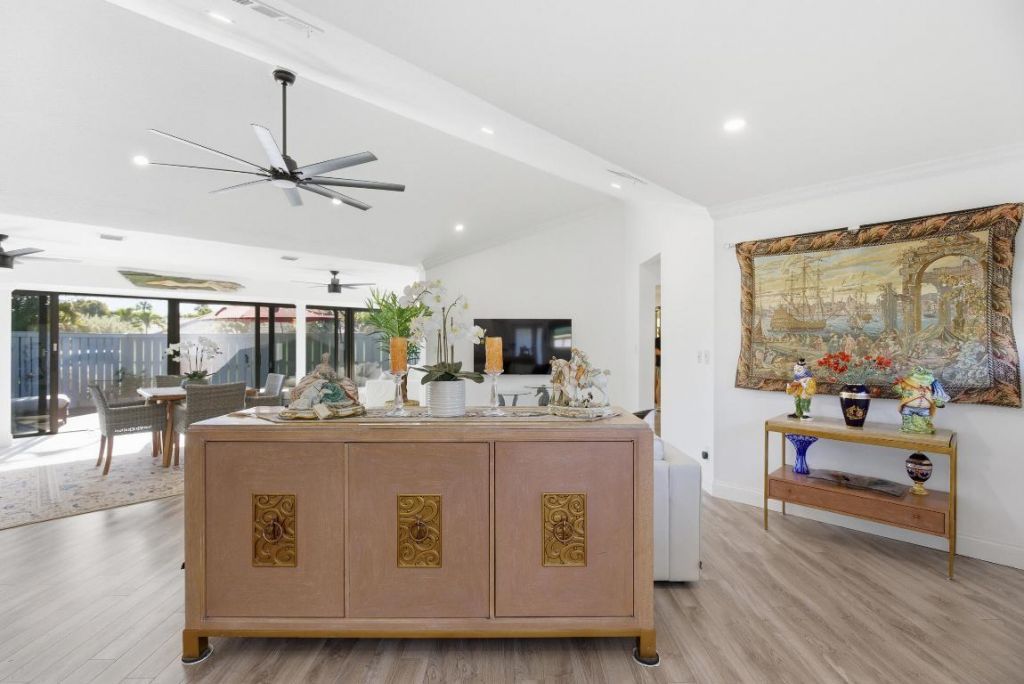 1127 E Seminole Avenue, Unit 24b, Jupiter, FL 33477 Photo