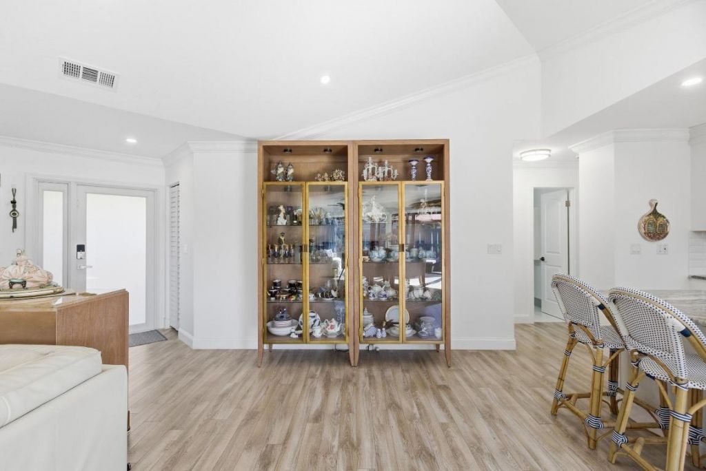 1127 E Seminole Avenue, Unit 24b, Jupiter, FL 33477 Photo