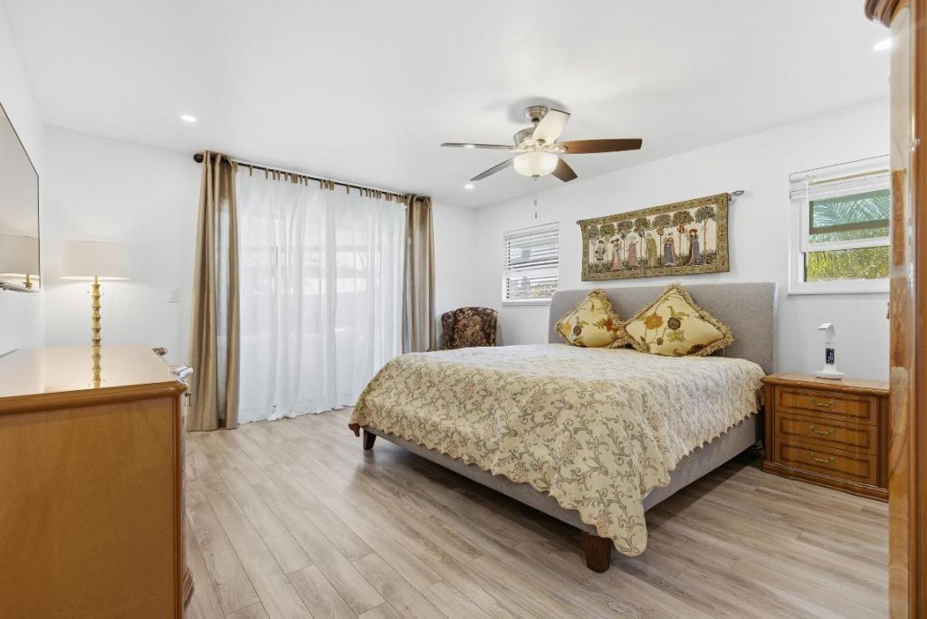 1127 E Seminole Avenue, Unit 24b, Jupiter, FL 33477 Photo