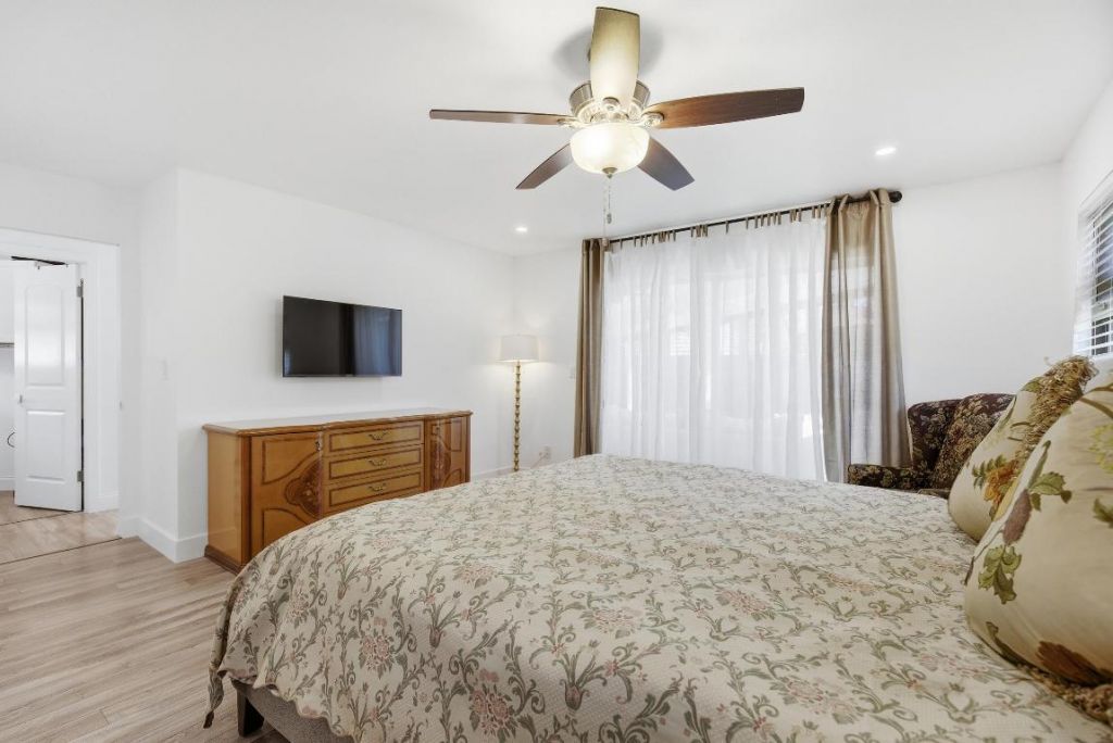 1127 E Seminole Avenue, Unit 24b, Jupiter, FL 33477 Photo