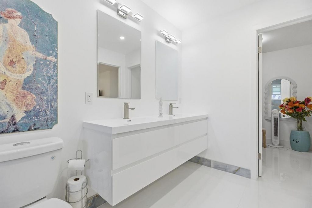 1127 E Seminole Avenue, Unit 24b, Jupiter, FL 33477 Photo