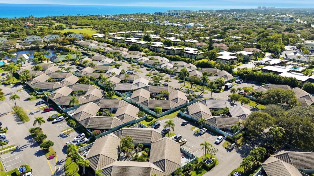 1127 E Seminole Avenue, Unit 24b, Jupiter, FL 33477 Photo