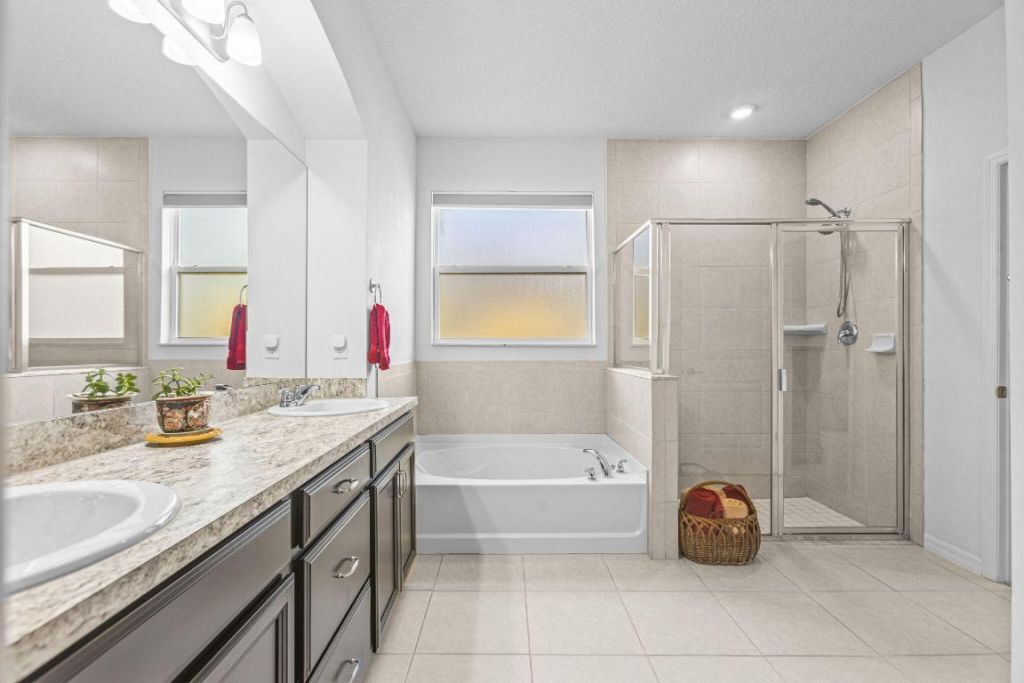 5681 NW Croton Avenue, Port Saint Lucie, FL 34986 Photo