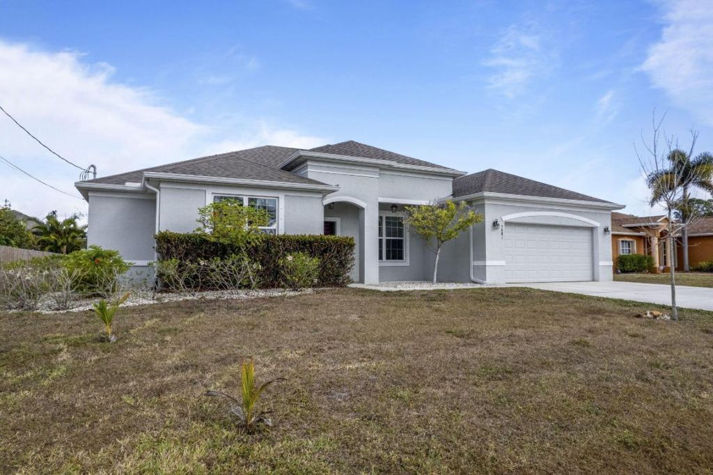 5681 NW Croton Avenue, Port Saint Lucie, FL 34986 Photo