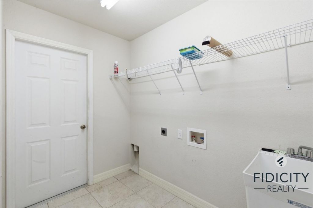 1322 NE Van Loon Lane, Cape Coral, FL 33909 Photo