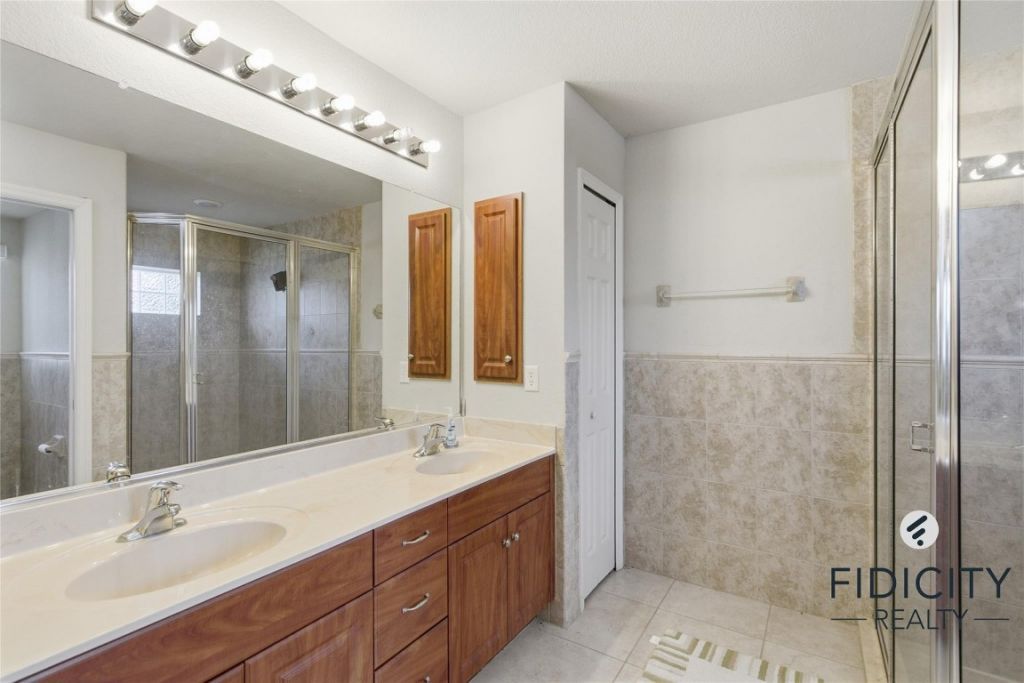 1322 NE Van Loon Lane, Cape Coral, FL 33909 Photo