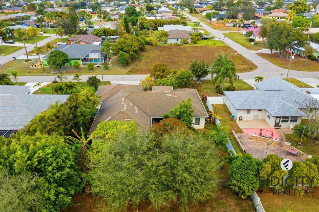 1322 NE Van Loon Lane, Cape Coral, FL 33909 Photo