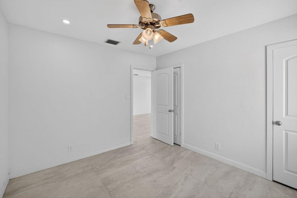 1120 Mango Isle, Fort Lauderdale, FL 33315 Photo