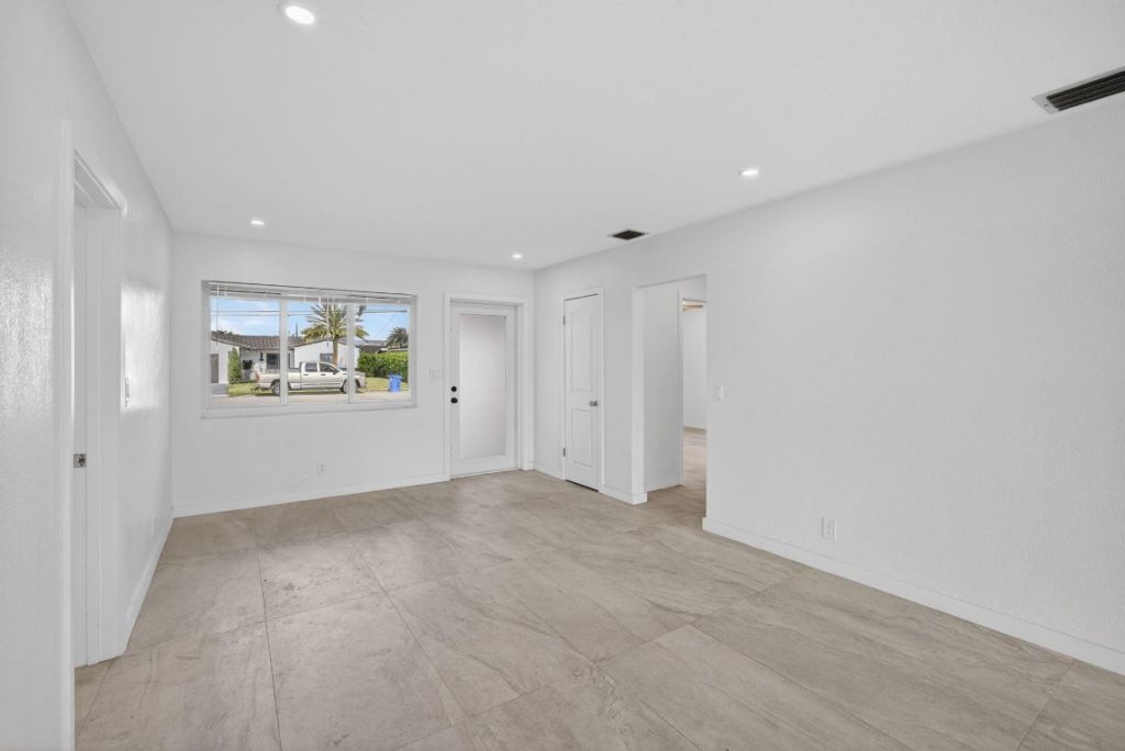 1120 Mango Isle, Fort Lauderdale, FL 33315 Photo