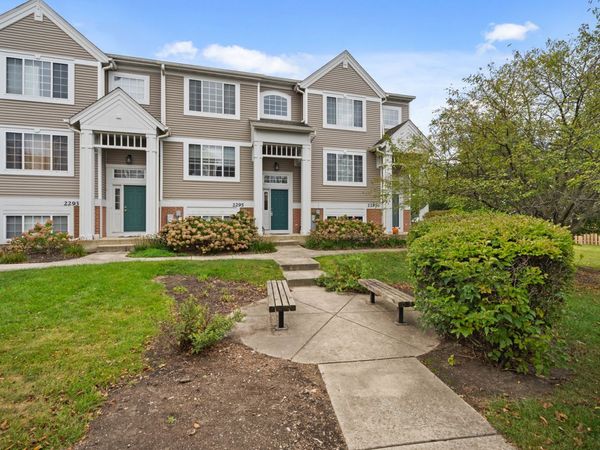 2295 TWILIGHT Drive, Unit 2295, Aurora, IL 60503
