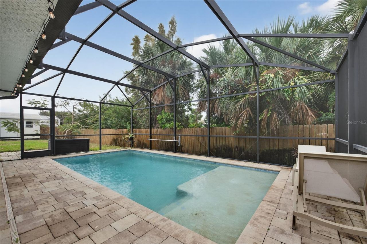 2100 S Peninsula Drive, Daytona Beach, FL 32118 Photo